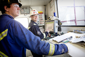 Oil & Gas Engineering Consultants - Drilling Project Management 9